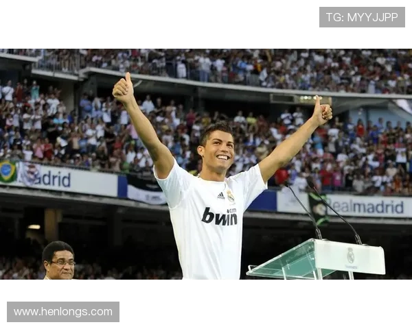 布雷迪幽默点评C罗雕像称其为史上最糟或将让雕塑家失业